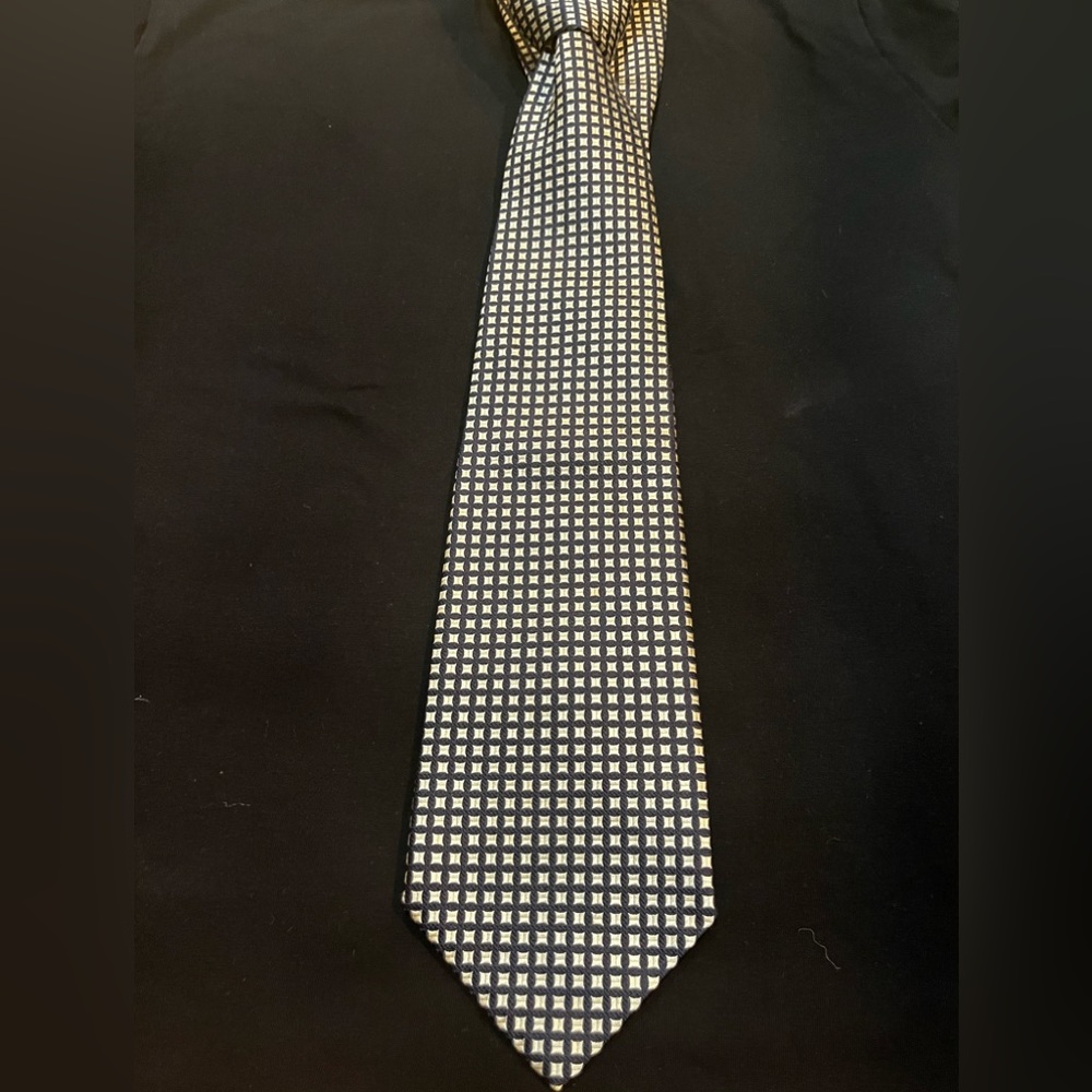 Brooks brothers tie